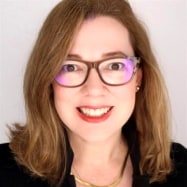 headshot of Amy Smith